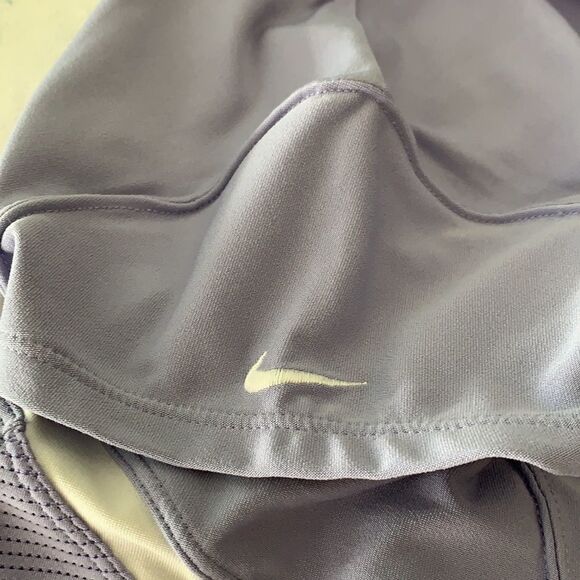 📏📸Nike Workout T Shirt - Picture 4 of 6
